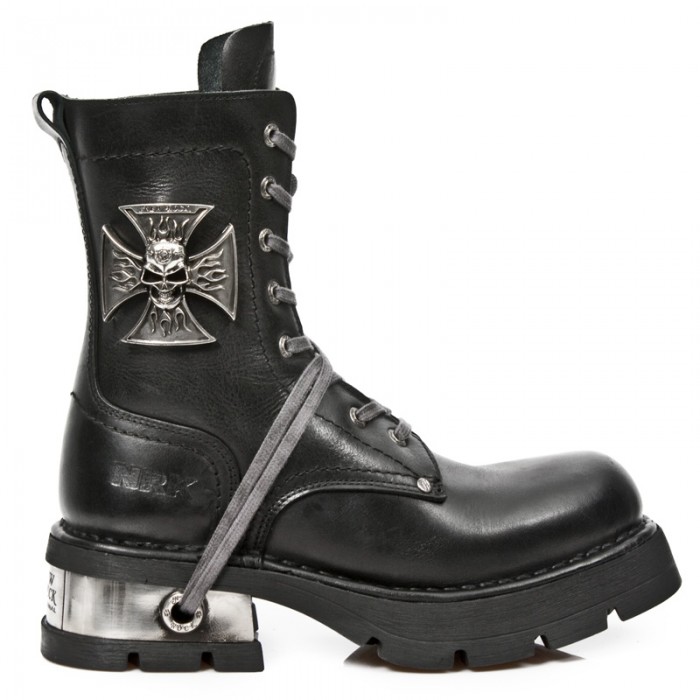skull biker boots