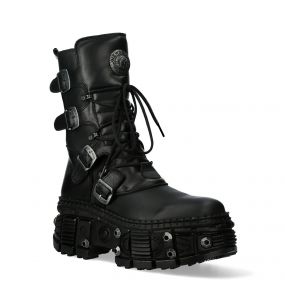 Females Boots • the dark store™