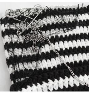 Black and White Striped 'Liuva' Beanie