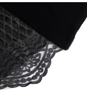 Longue Robe 'Liuva' en Dentelle et Velours Noirs