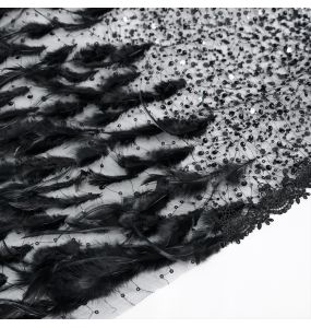 Longue Cape 'Helchen' en Plumes et Paillettes Noires