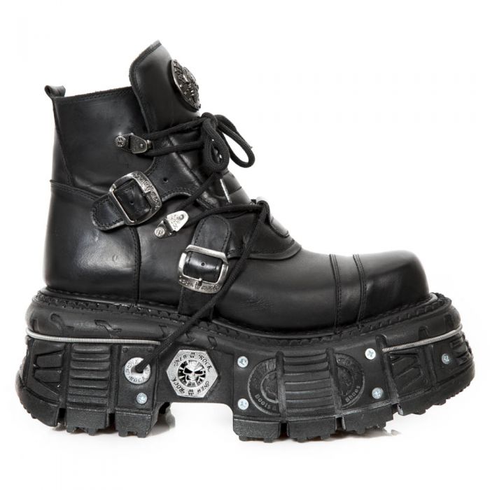 blundstone insulated boots